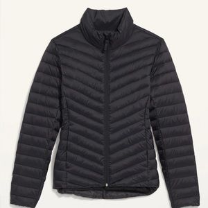 Woman’s old navy puffer jacket